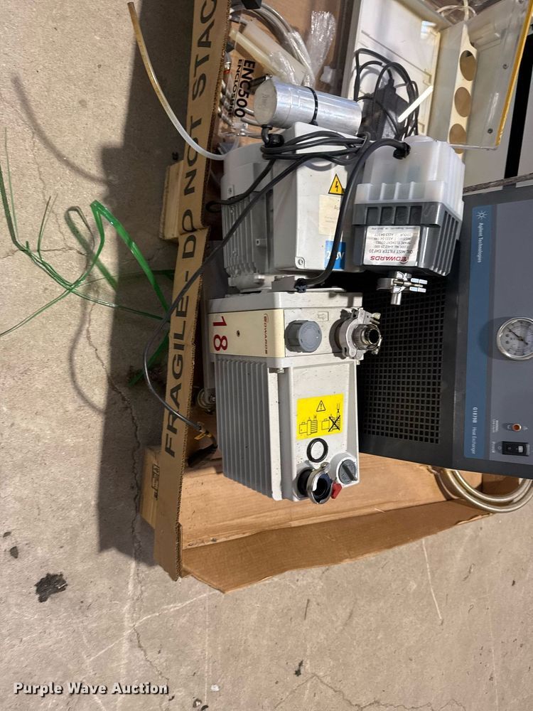 image for item NO9611 Lab equipment