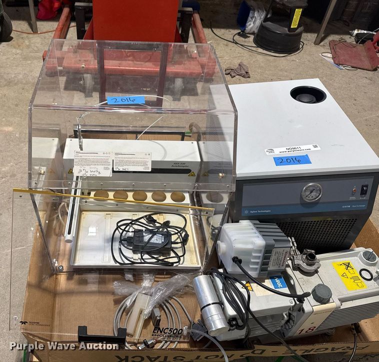 image for item NO9611 Lab equipment