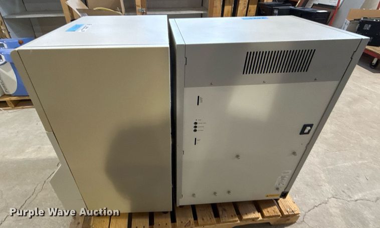 image for item NO9615 (2) ABI Prism 310 genetic analyzers