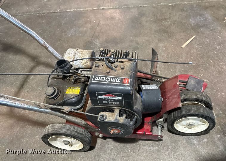 image for item NO9621 Lawn and garden equipment