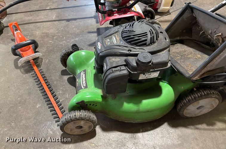 image for item NO9621 Lawn and garden equipment