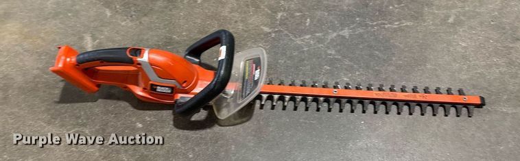 image for item NO9621 Lawn and garden equipment