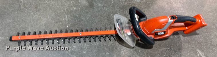 image for item NO9621 Lawn and garden equipment