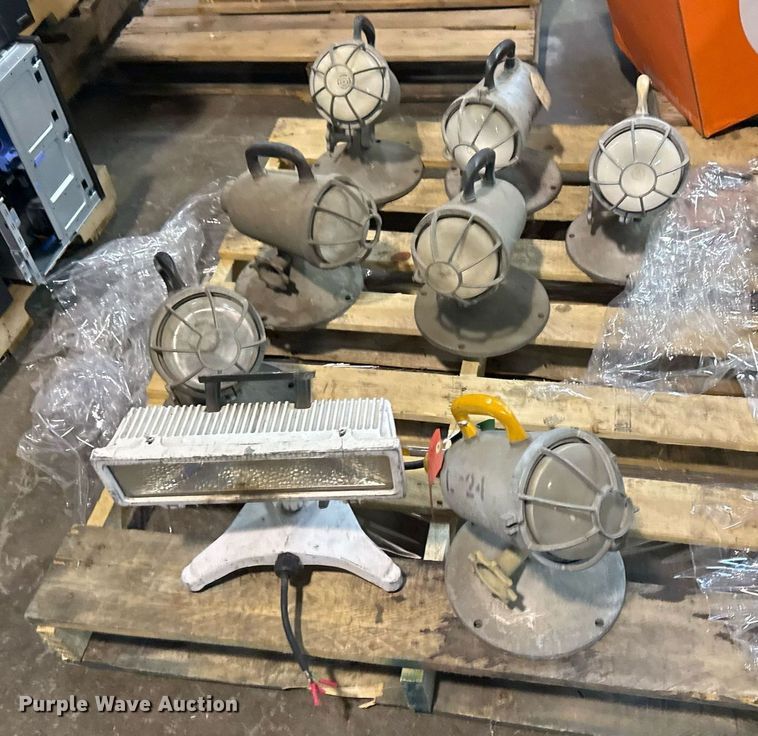 image for item NO9622 (8) lights