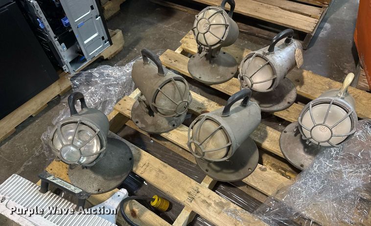 image for item NO9622 (8) lights