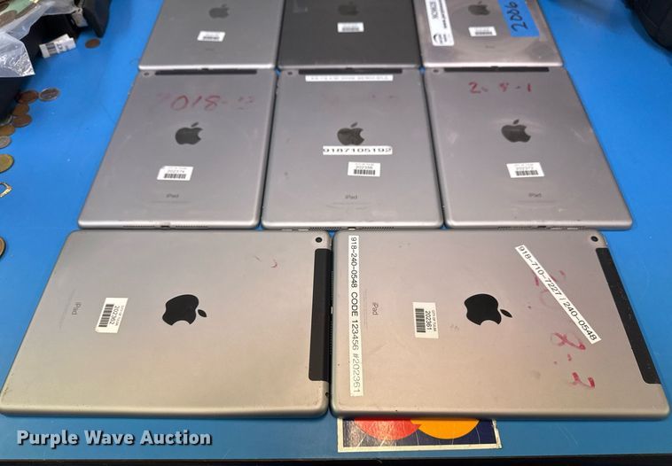 image for item NO9628 (8) Apple iPads