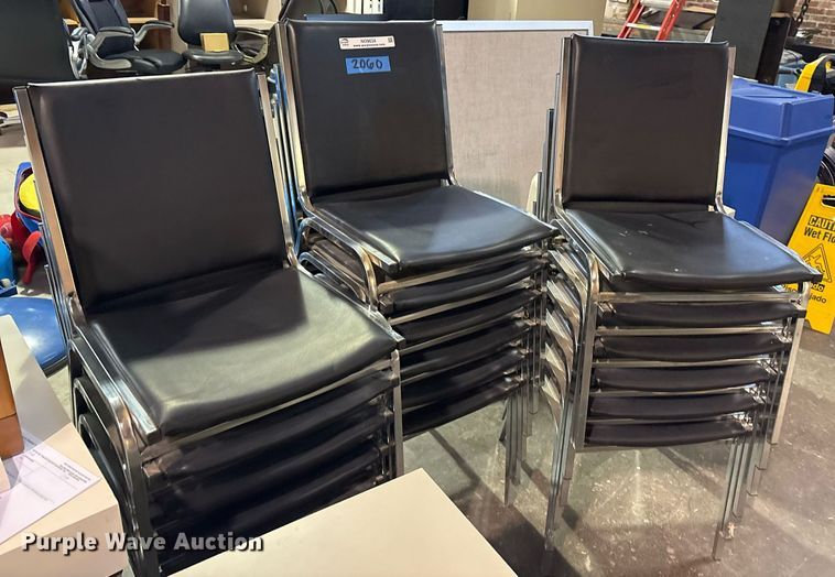 image for item NO9634 Approximately 17 chairs 