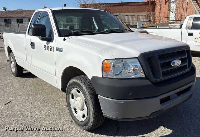 image for item NO9639 2006 Ford F150 pickup truck
