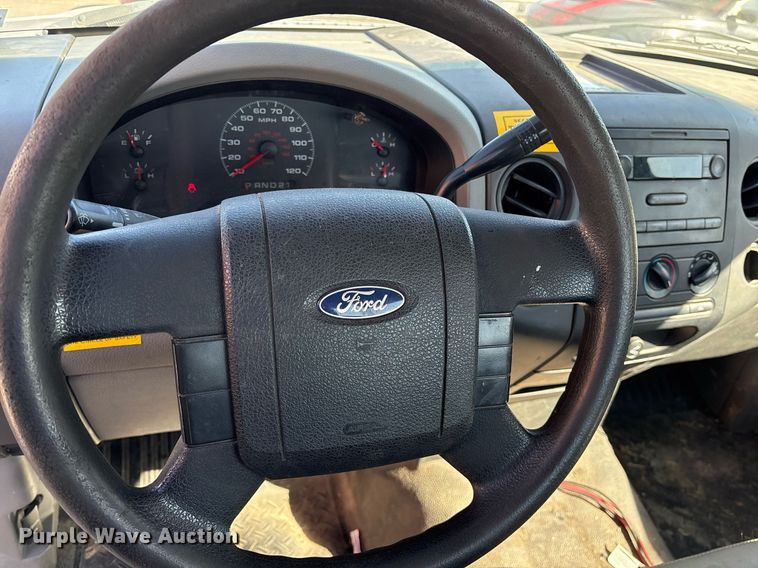 image for item NO9639 2006 Ford F150 pickup truck