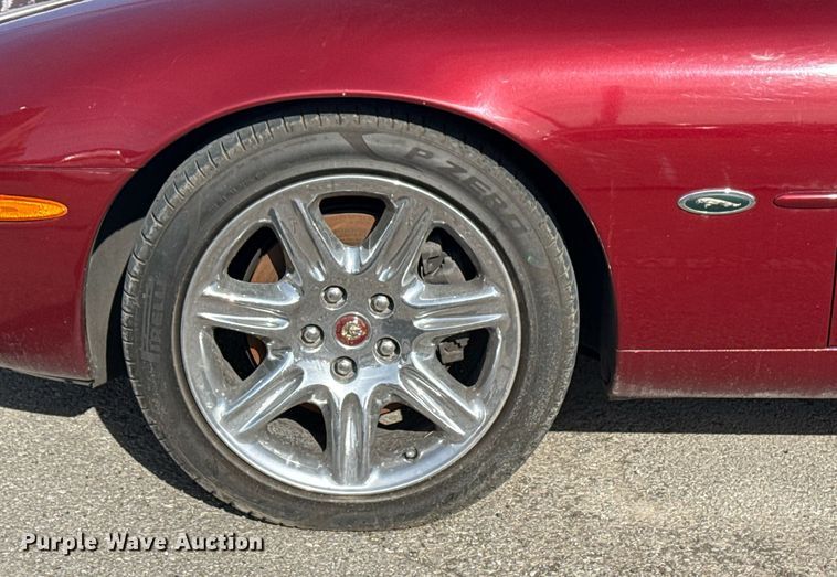 image for item NO9645 2000 Jaguar XK8 convertible
