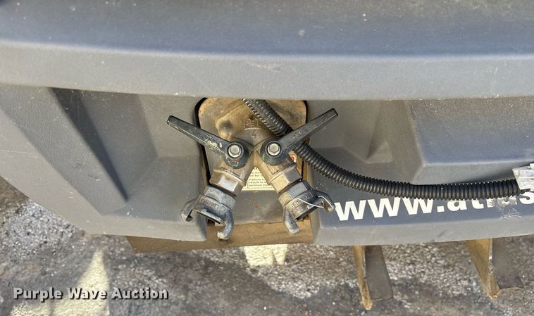 image for item NO9647 2007 Atlas CopCo XAS 185 air compressor