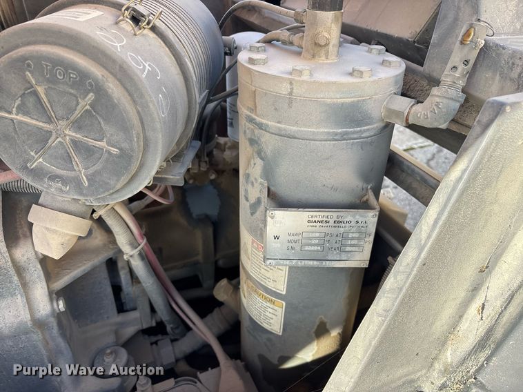 image for item NO9647 2007 Atlas CopCo XAS 185 air compressor