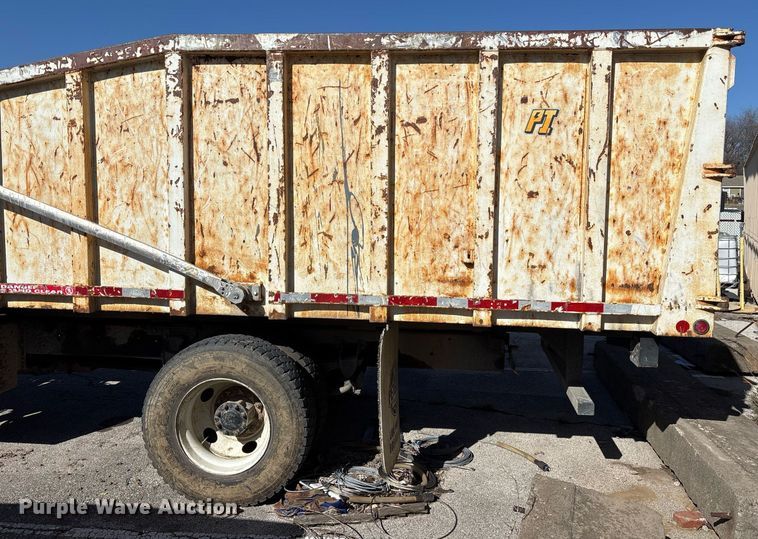 image for item NO9648 2017 Kenworth T370 grapple crane truck