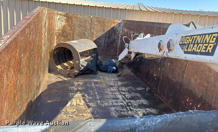 image for item NO9648 2017 Kenworth T370 grapple crane truck