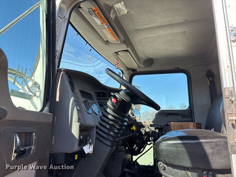 image for item NO9648 2017 Kenworth T370 grapple crane truck