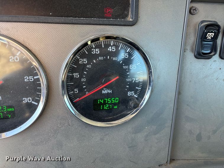 image for item NO9648 2017 Kenworth T370 grapple crane truck