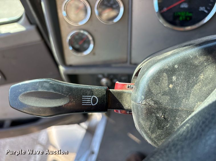 image for item NO9648 2017 Kenworth T370 grapple crane truck