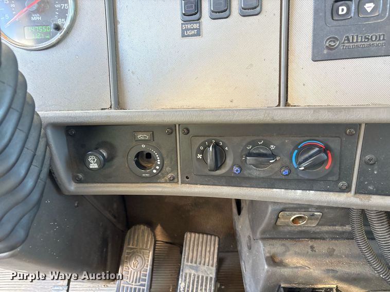 image for item NO9648 2017 Kenworth T370 grapple crane truck