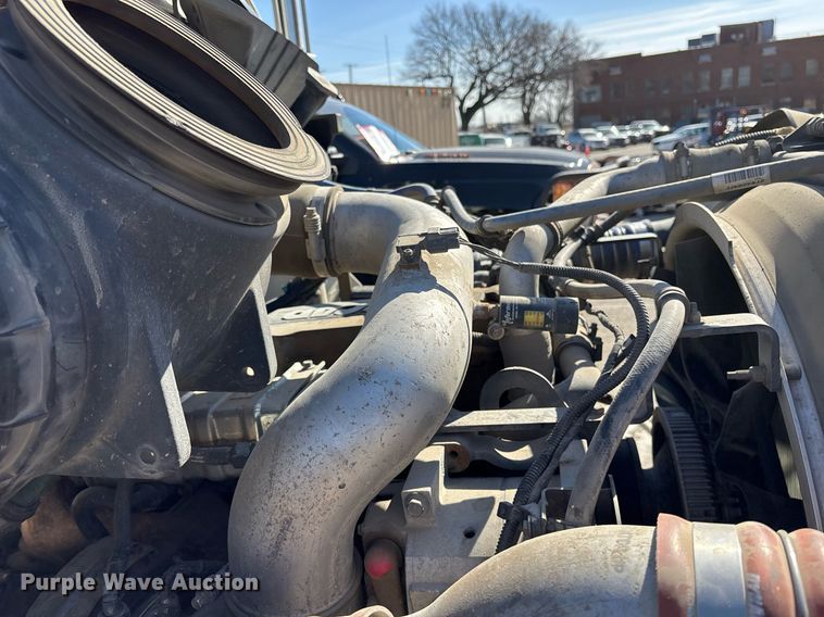 image for item NO9648 2017 Kenworth T370 grapple crane truck