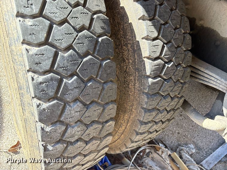 image for item NO9648 2017 Kenworth T370 grapple crane truck