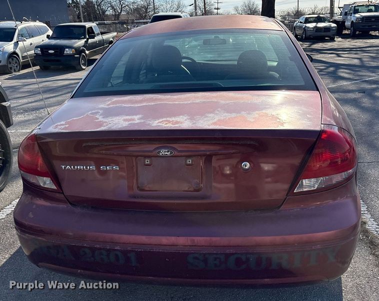 image for item NO9650 2004 Ford Taurus 