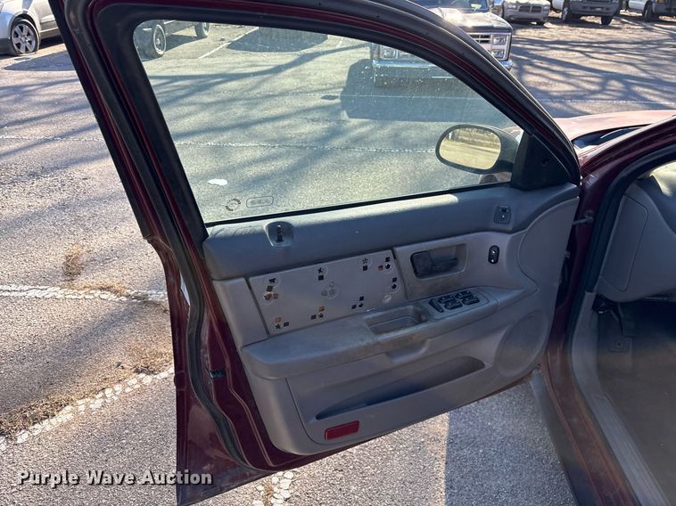 image for item NO9650 2004 Ford Taurus 