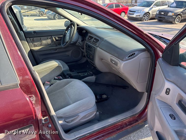 image for item NO9650 2004 Ford Taurus 