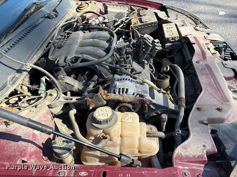 image for item NO9650 2004 Ford Taurus 