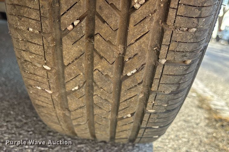 image for item NO9650 2004 Ford Taurus 