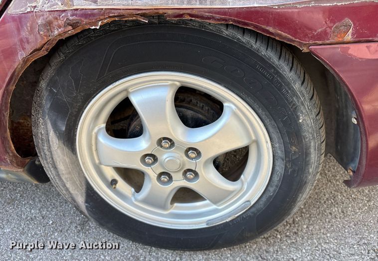 image for item NO9650 2004 Ford Taurus 