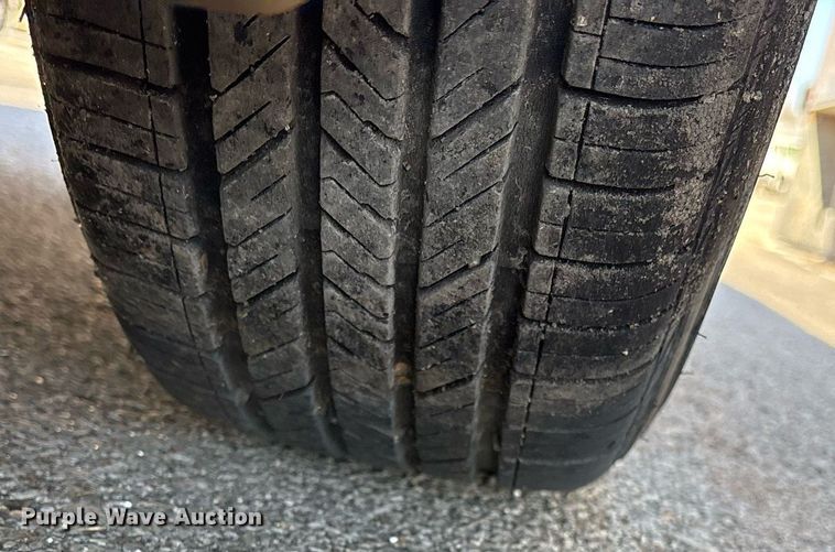 image for item NO9650 2004 Ford Taurus 