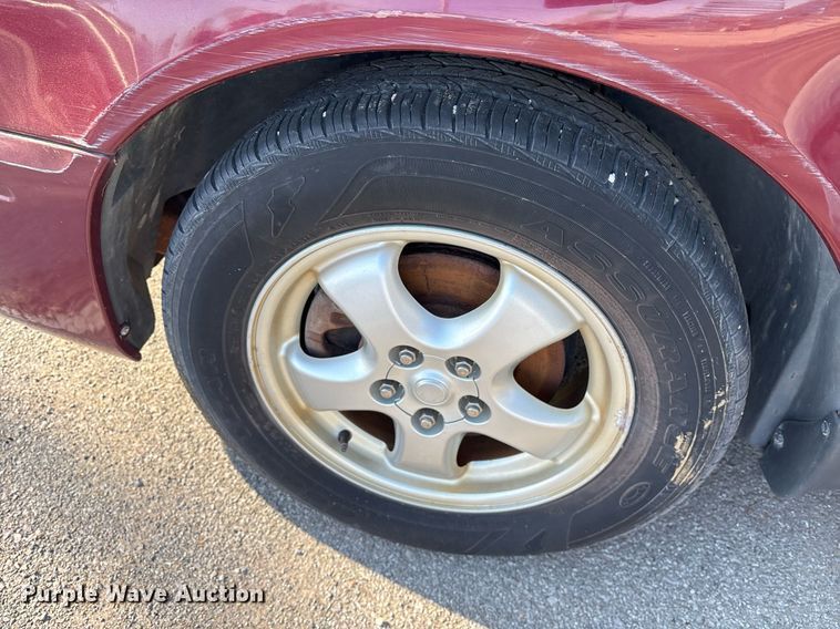 image for item NO9650 2004 Ford Taurus 