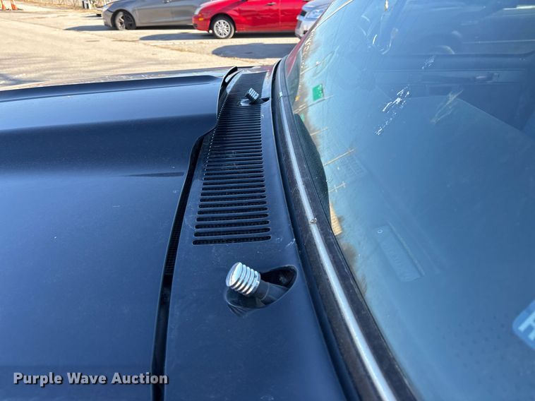 image for item NO9652 1985 Chevrolet C10 pickup truck