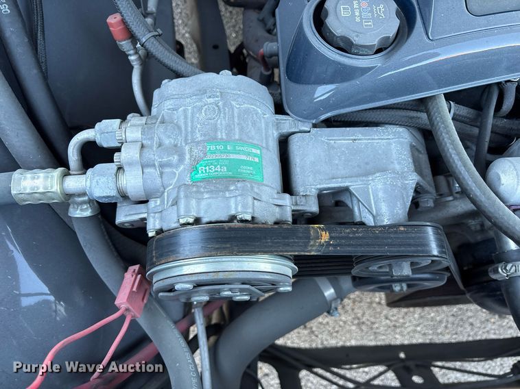 image for item NO9652 1985 Chevrolet C10 pickup truck