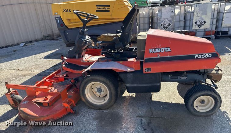 image for item NO9656 Kubota F2560E lawn mower