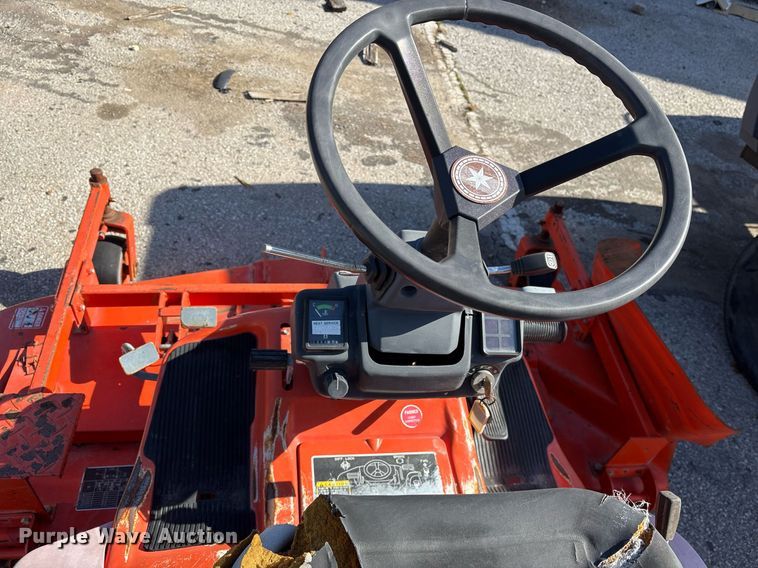 image for item NO9656 Kubota F2560E lawn mower