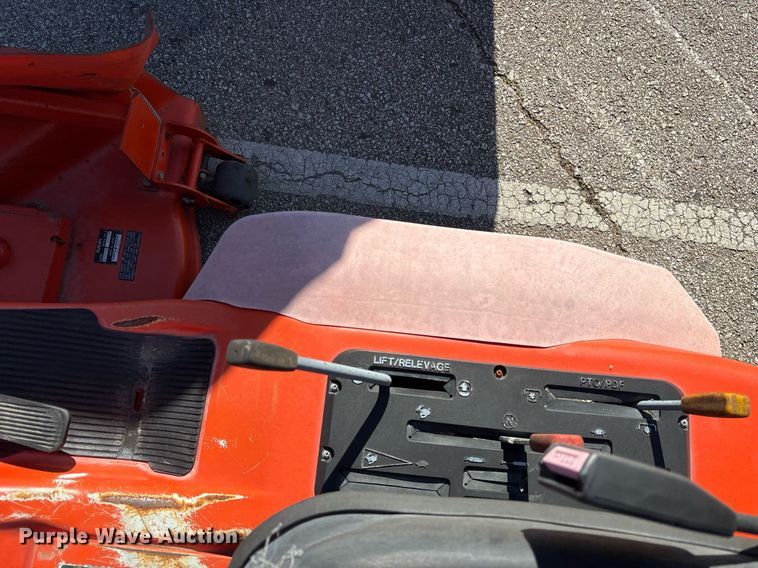 image for item NO9656 Kubota F2560E lawn mower