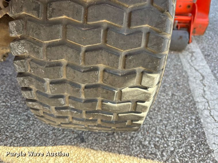 image for item NO9656 Kubota F2560E lawn mower