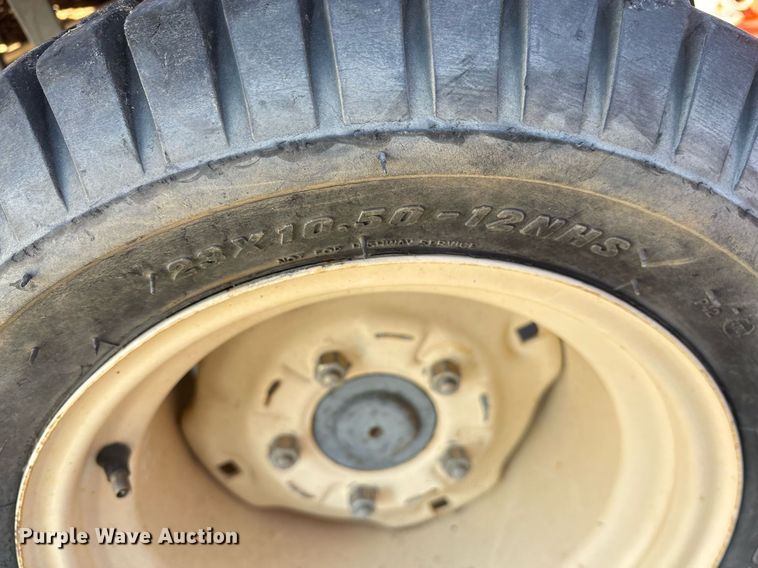 image for item NO9656 Kubota F2560E lawn mower