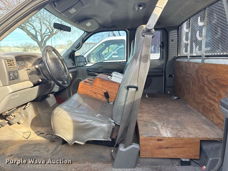 image for item NO9658 2002 Ford F250 Super Duty SuperCab utility bed pickup truck