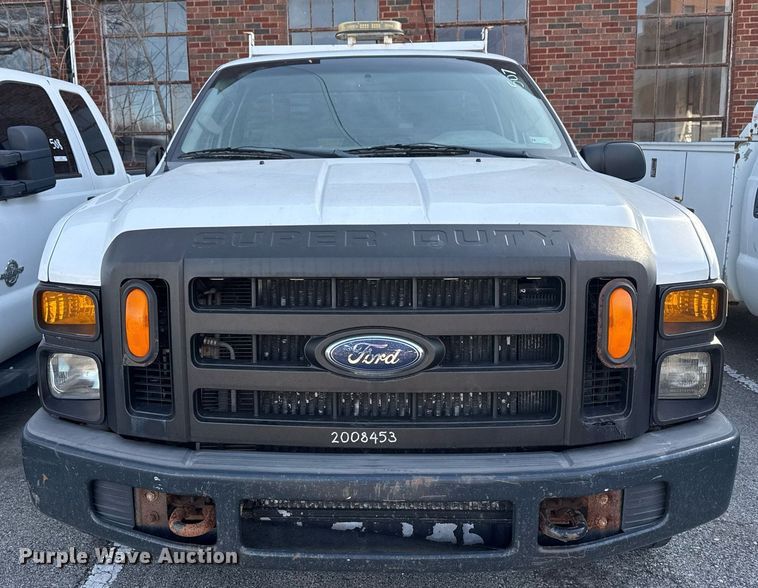 image for item NO9660 2008 Ford F250 Super Duty utility bed pickup truck