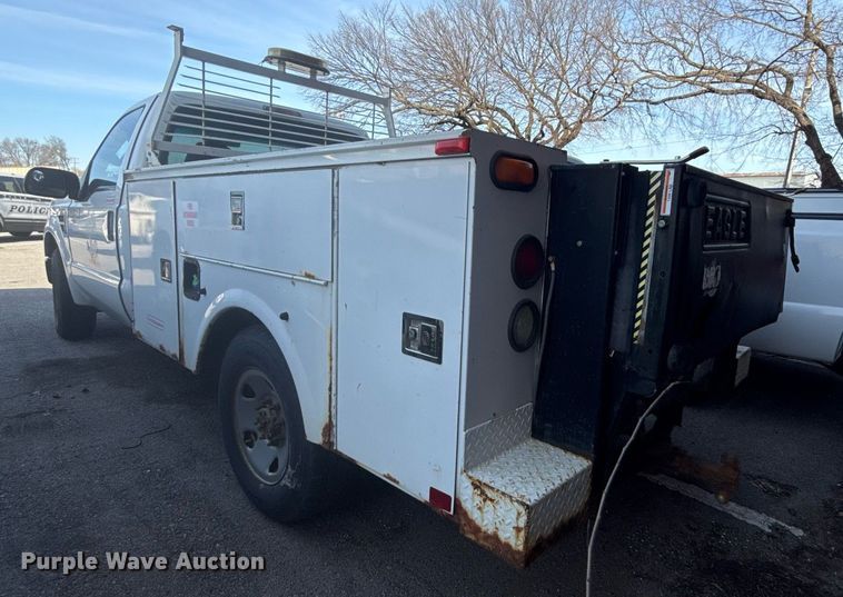 image for item NO9660 2008 Ford F250 Super Duty utility bed pickup truck