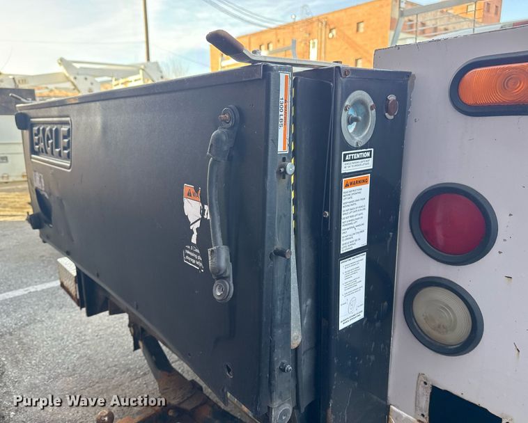 image for item NO9660 2008 Ford F250 Super Duty utility bed pickup truck