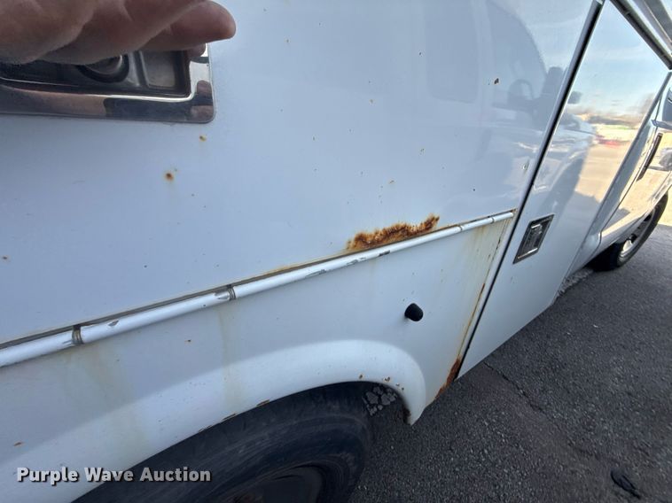 image for item NO9660 2008 Ford F250 Super Duty utility bed pickup truck