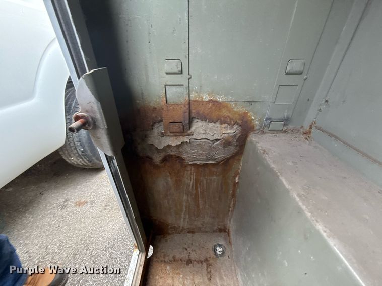 image for item NO9660 2008 Ford F250 Super Duty utility bed pickup truck