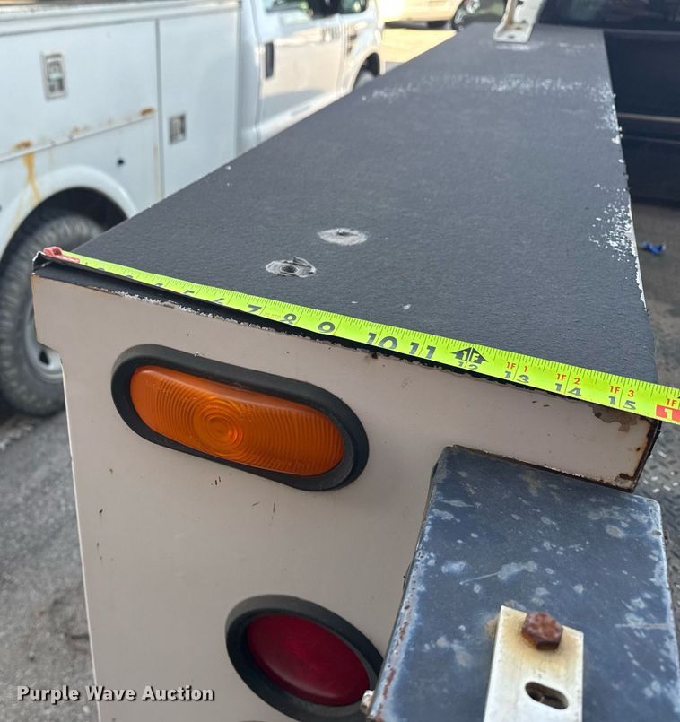 image for item NO9660 2008 Ford F250 Super Duty utility bed pickup truck