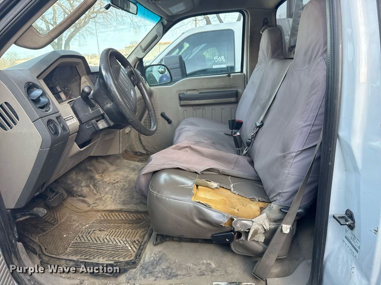 image for item NO9660 2008 Ford F250 Super Duty utility bed pickup truck