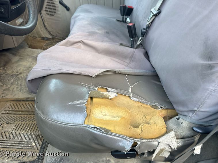 image for item NO9660 2008 Ford F250 Super Duty utility bed pickup truck