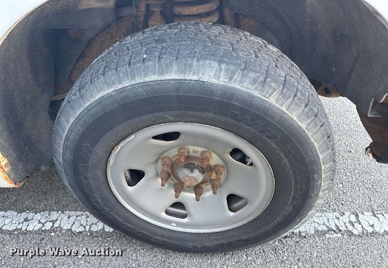 image for item NO9660 2008 Ford F250 Super Duty utility bed pickup truck