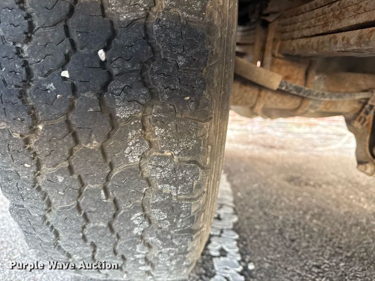 image for item NO9660 2008 Ford F250 Super Duty utility bed pickup truck